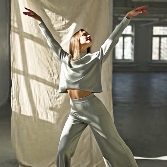 othersea Sweaters - Organic Cotton French Terry Crop Sweater